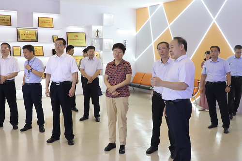 图片2 图片2