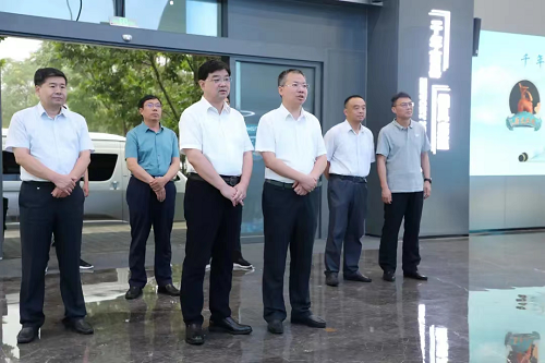 图片1 图片1