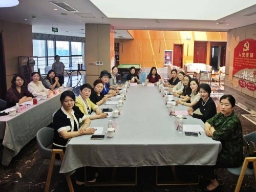 77a7a4ee0dcc4cb9b42f551c2733aede